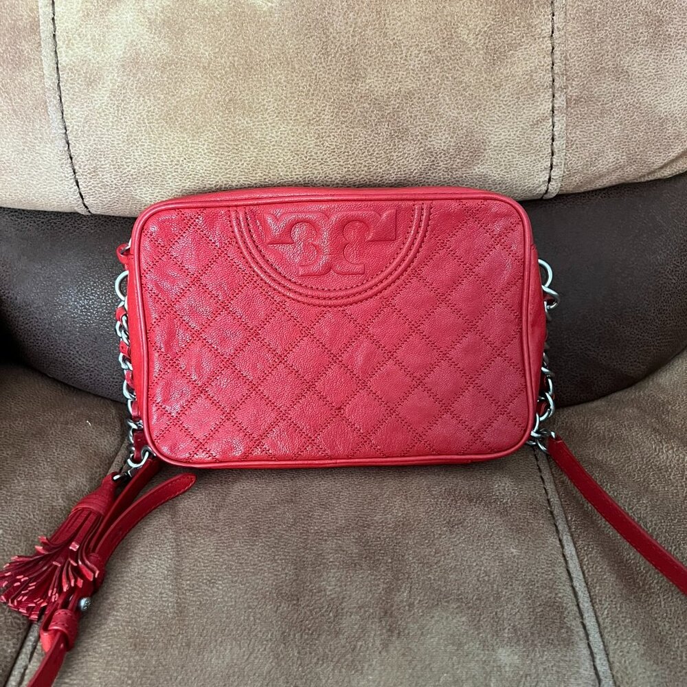 Tory Burch Fleming Distressed Leather Chain Camera Red Crossbody Bag - Picture 8 of 9